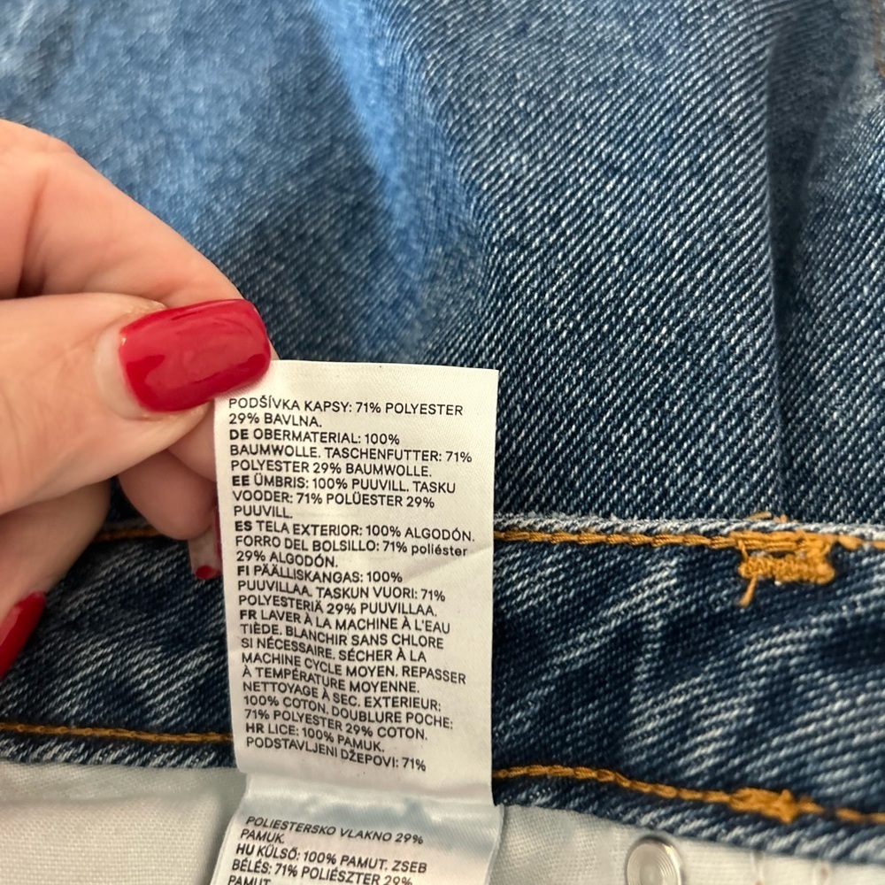 NWT Loft Classic Dark Blue Denim Mini Skirt. Size 12P - Picture 5 of 6